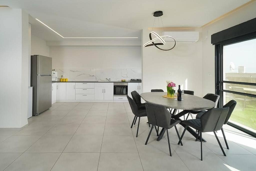 וילה מגדלא Villa Rom bilde